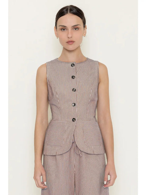 The Rue Vest